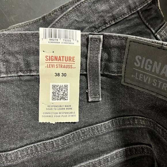Signature by Levi Strauss & Co Men's Black Loose Jeans - Size 38 x 30 - NWT - Picture 7 of 8